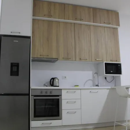 Hill Family By Adriatic Living Apartment Durrës